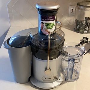 Breville Juicer.